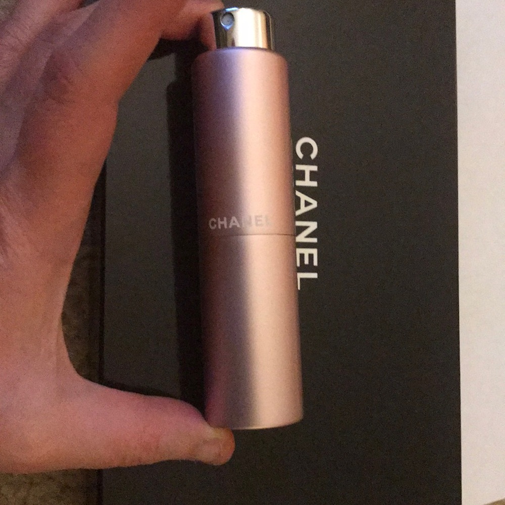 NEW CHANEL ATOMIZER for take out - 1